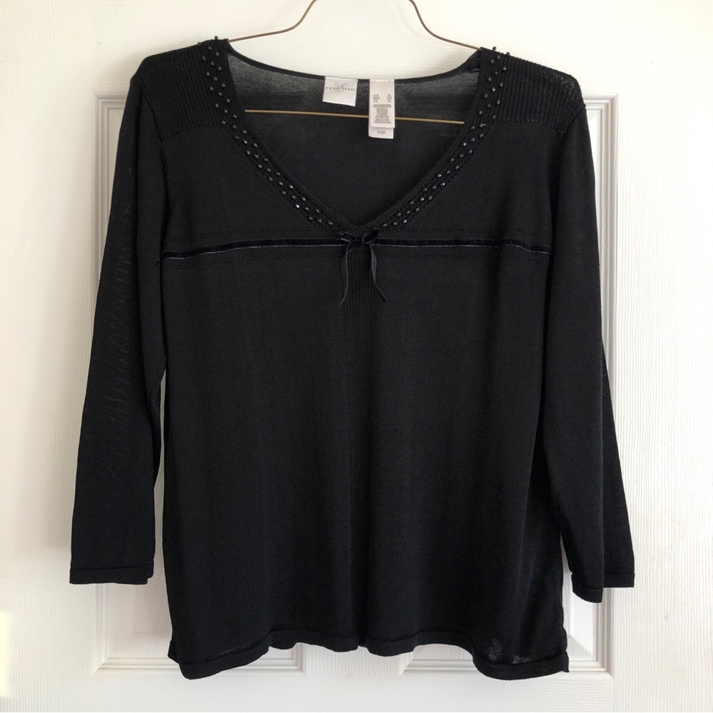 Emma James black bow silk blend top size XL